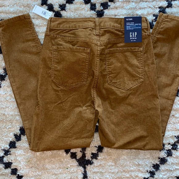 Gap High Rise Universal Legging NWT - Picture 3 of 9